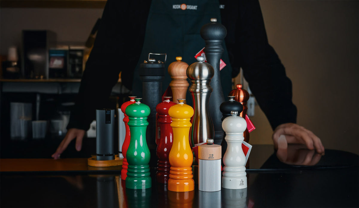 Salt and pepper set