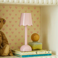 Addison Ross - Scallop Tafellamp LED - Pink - 28 cm Tafellamp Addison Ross 